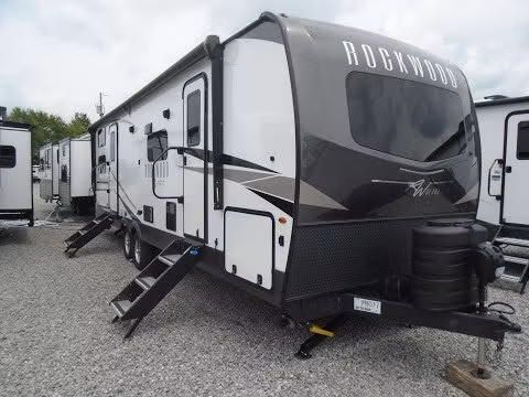 2025 Forest River Rockwood Ultra Lite 2706BH - Image 1