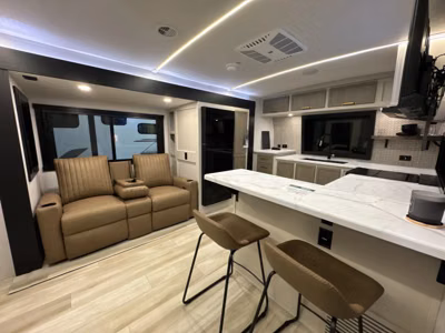 2026 Forest River Heritage Glen Travel Trailers 261FKRB 2