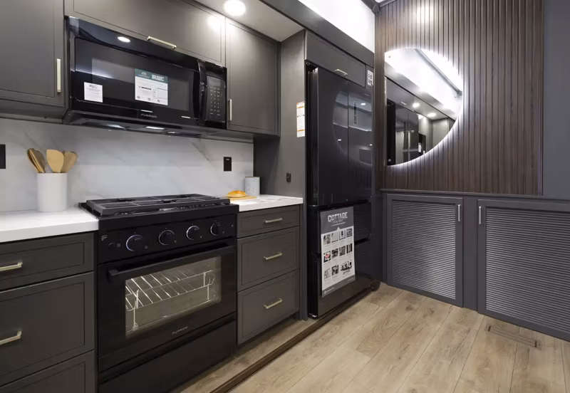 2026 Forest River Cedar Creek Cottage Fifth Wheels 412FWC - Image 8