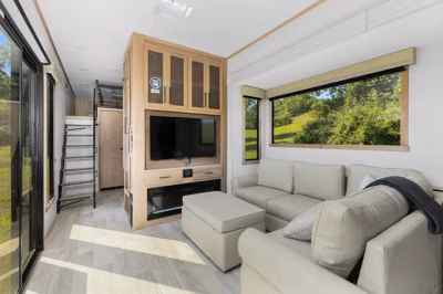 2026 Forest River Sandpiper Destination 422FKL 15