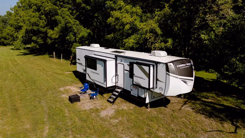 2026 Forest River Sandpiper Fifth Wheels 3710HBFB - Image 38