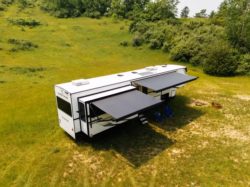 2026 Forest River Sandpiper Fifth Wheels 3900HBLR - Image 17