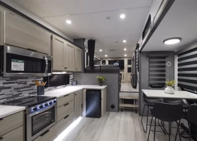 2026 Forest River Wildcat Fifth Wheels 35FL 2