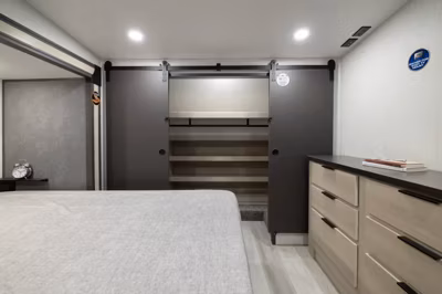 2026 Forest River Wildcat Fifth Wheels 37BEST 13