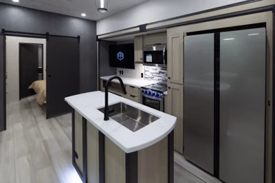 2026 Forest River Wildcat Fifth Wheels 402BEDS 4