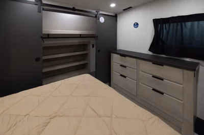 2026 Forest River Wildcat Fifth Wheels 402BEDS 15