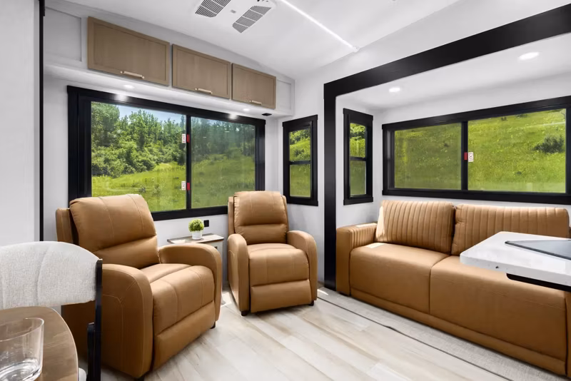 2026 Forest River Hemisphere Fifth Wheels 286RL - Image 7