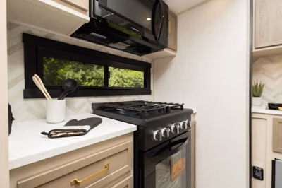 2026 Forest River Hemisphere Fifth Wheels 380WDR 16