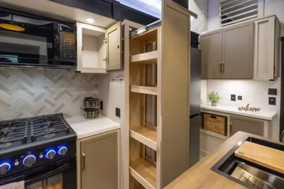 2026 Forest River Hemisphere Fifth Wheels ROOST43 7